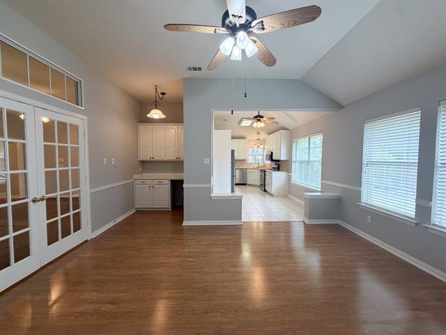 Building Photo - 310 Iroquois Ln