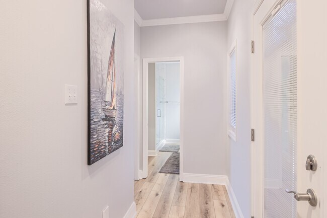 Building Photo - 115 Mt Carmel Rd