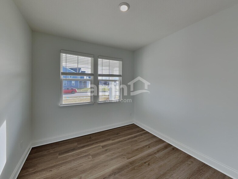 Building Photo - 206 Deanscroft Dr