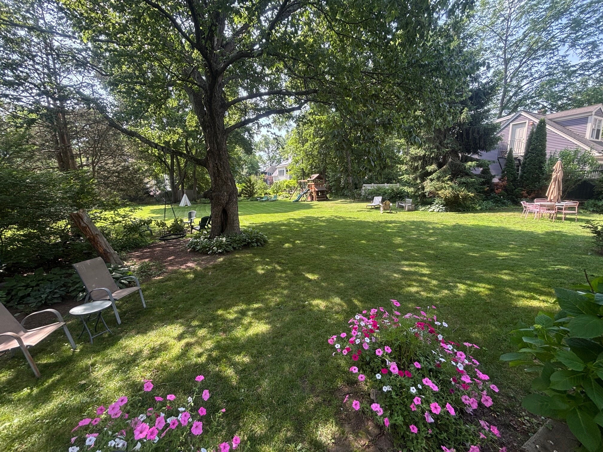 Building Photo - 55 Everett St