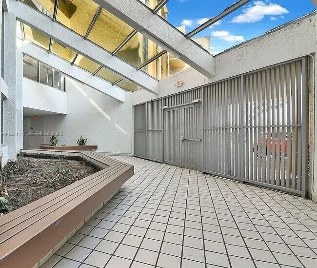 Building Photo - 11790 SW 18th St