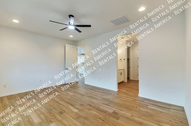 Building Photo - 6642 E Via Arroyo Largo