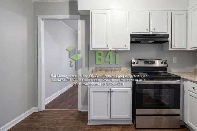 Building Photo - 6106 Venetian Way SW