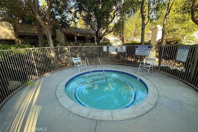 Building Photo - 511 Lazy Creek Cir