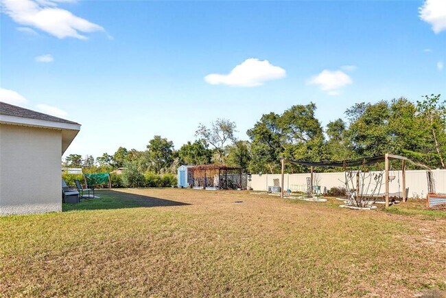 Building Photo - 501 Marion Oaks Golf Rd