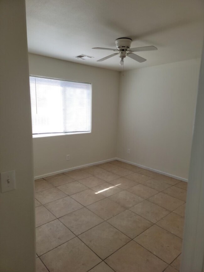 Building Photo - 66651 Ironwood Dr