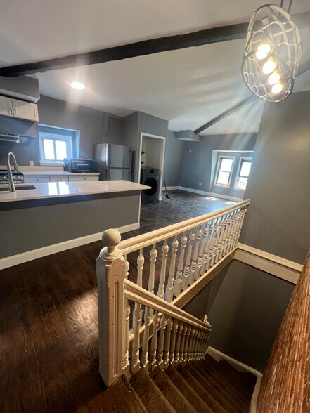 Building Photo - 809 N Harrison St