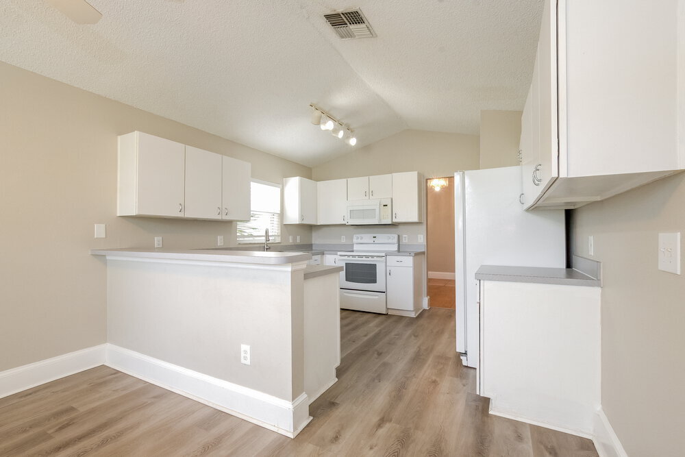 Building Photo - 13625 Springtide Ct