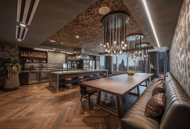 Building Photo - 110 New Sudbury St