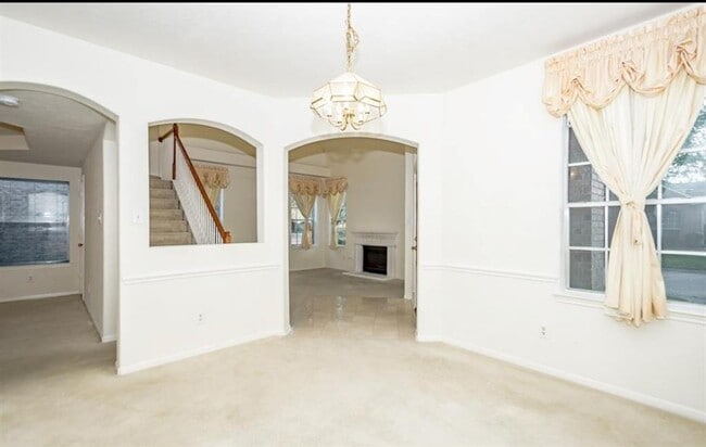 Building Photo - 15903 Timber Chase Dr