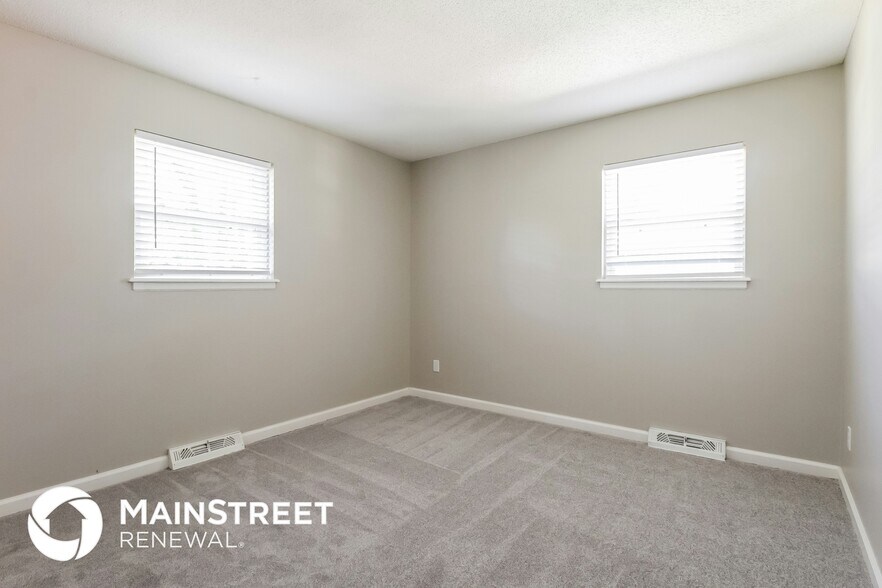 Building Photo - 8710 Stark Ave