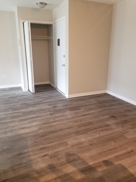 Building Photo - 872 Winesap Ct