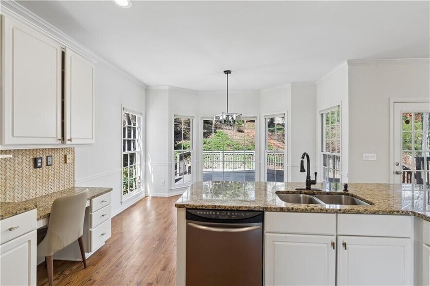 Building Photo - 5055 Mallory Ct