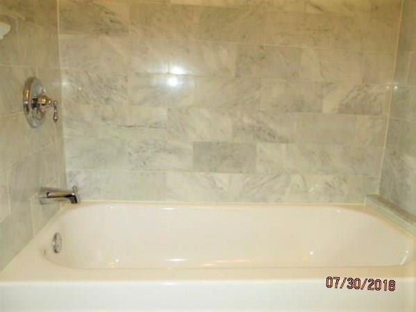 Building Photo - 7701 Jeannette St