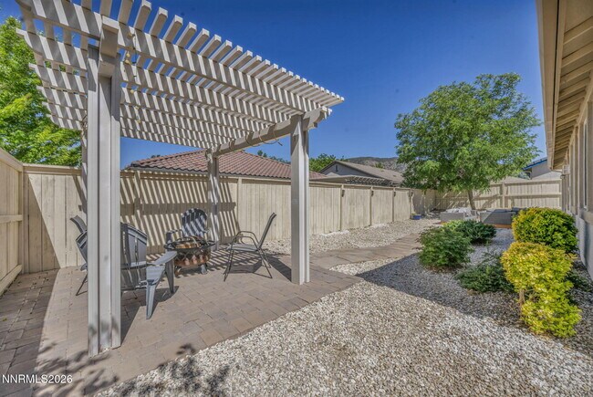 Building Photo - 10740 Cedar Rock Dr