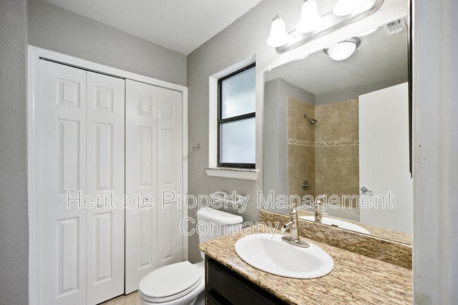 Building Photo - 16722 Lilly Crest Dr