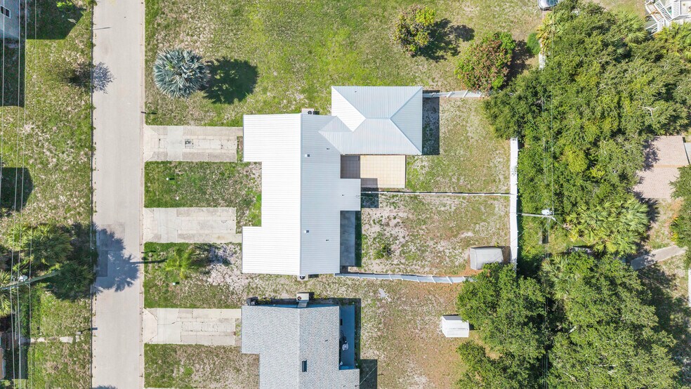 Building Photo - 311 N Arcadia Ave
