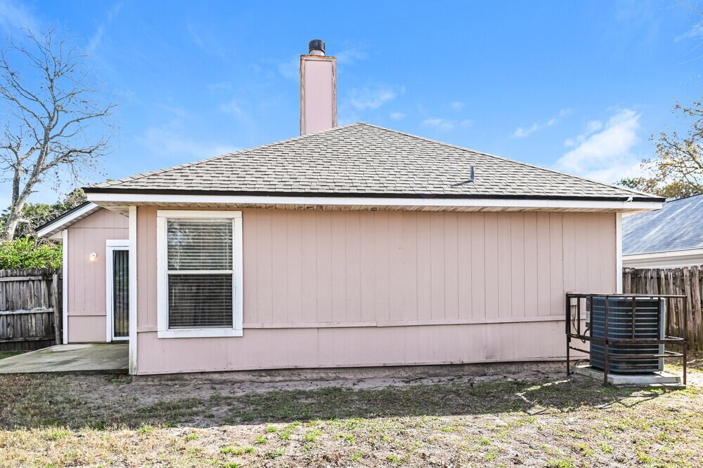 Building Photo - 3578 Caroline Vale Blvd