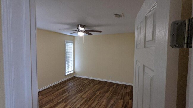 Building Photo - 7253 Rimwood St