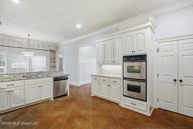 Building Photo - 143 Sonnett Cir