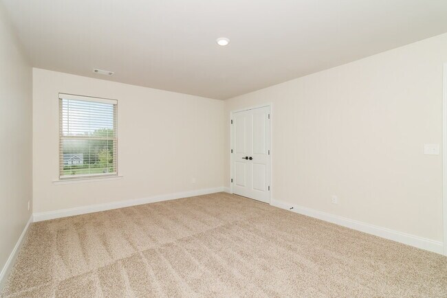 Building Photo - 119 Cantrell Wy