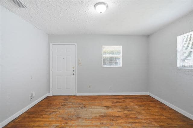 Building Photo - 2529 Shropshire St