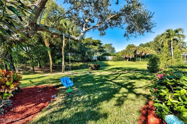 Building Photo - 8850 Creek Run Dr