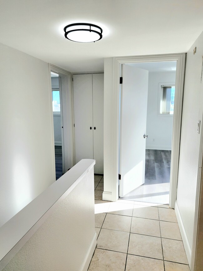 Building Photo - 4804 Del Amo Blvd