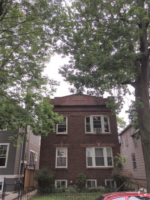 Building Photo - 1959 W Farragut Ave