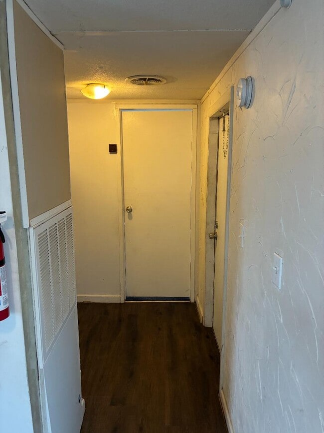 Building Photo - 2326 Sandy Ridge Dr