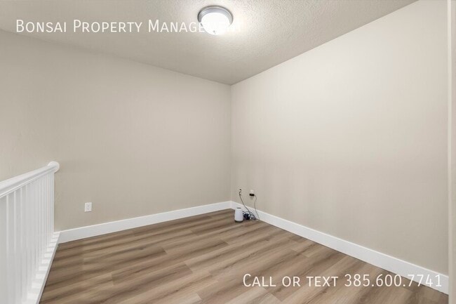 Building Photo - 11186 S Windward Ln