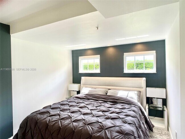 Building Photo - 600 Euclid Ave