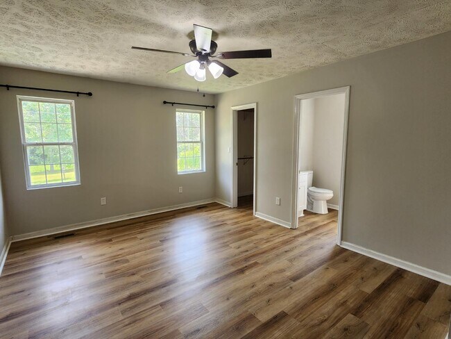 Building Photo - 5444 Rockfish Rd