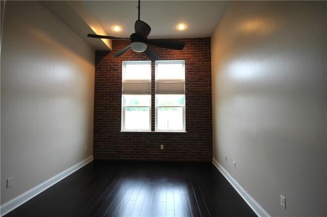 Building Photo - 600 Brickworks Cir NE