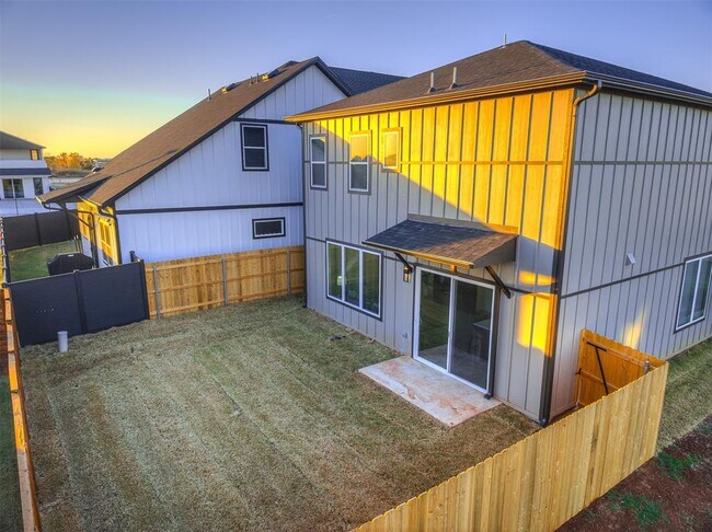 Building Photo - 2548 NW 131st St