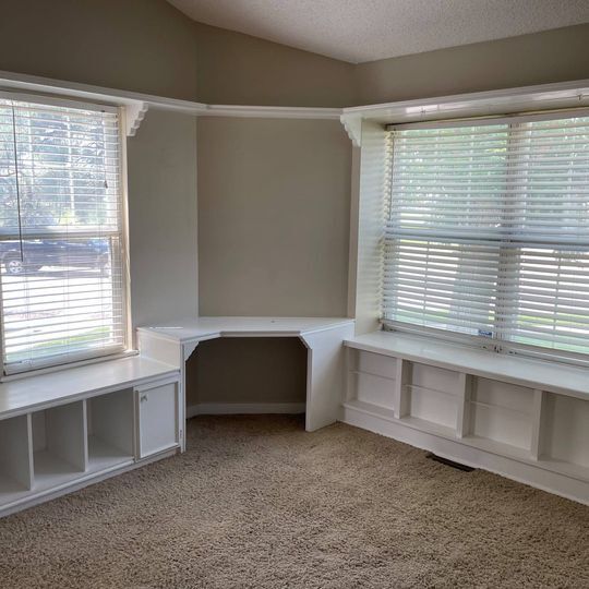 Building Photo - 7373 E Iowa Ave