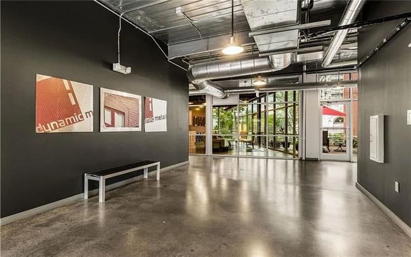 Building Photo - 572 Edgewood Ave SE