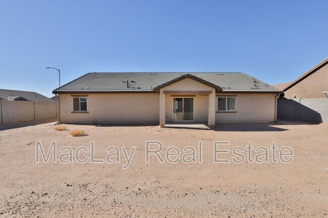 Building Photo - 3830 N Tulsa Ln