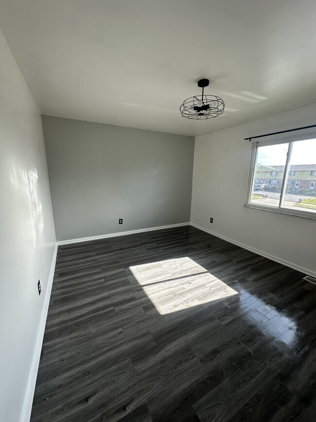 Building Photo - 3000 Benchwood Rd