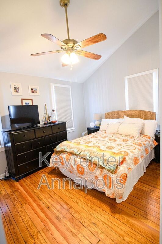 Building Photo - 4 Morris St