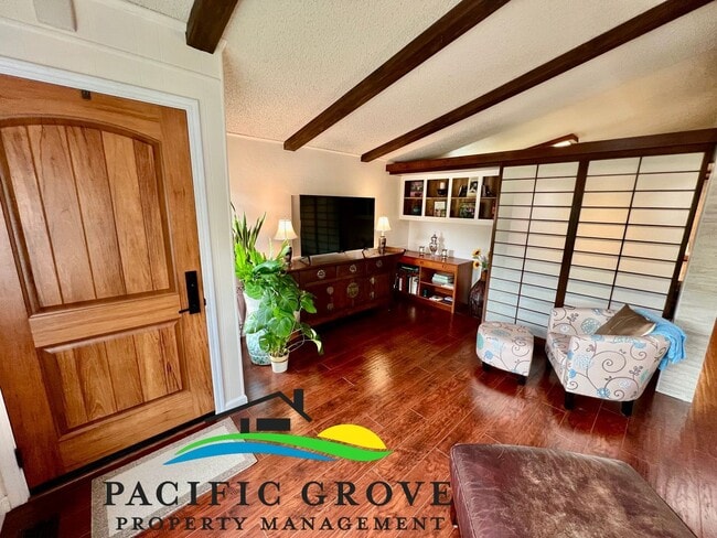 Building Photo - Lovely 2 bed 2 bath for Pro Am Available February 01, 2026!!