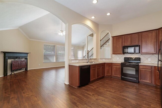 Building Photo - 7211 Emerald Run Ln