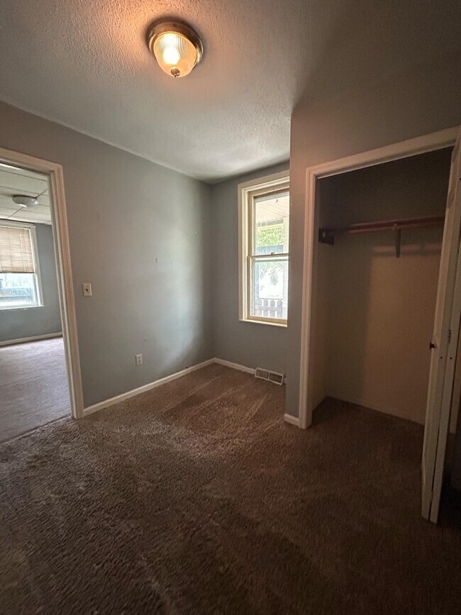 Office Space - 1604 10th St S
