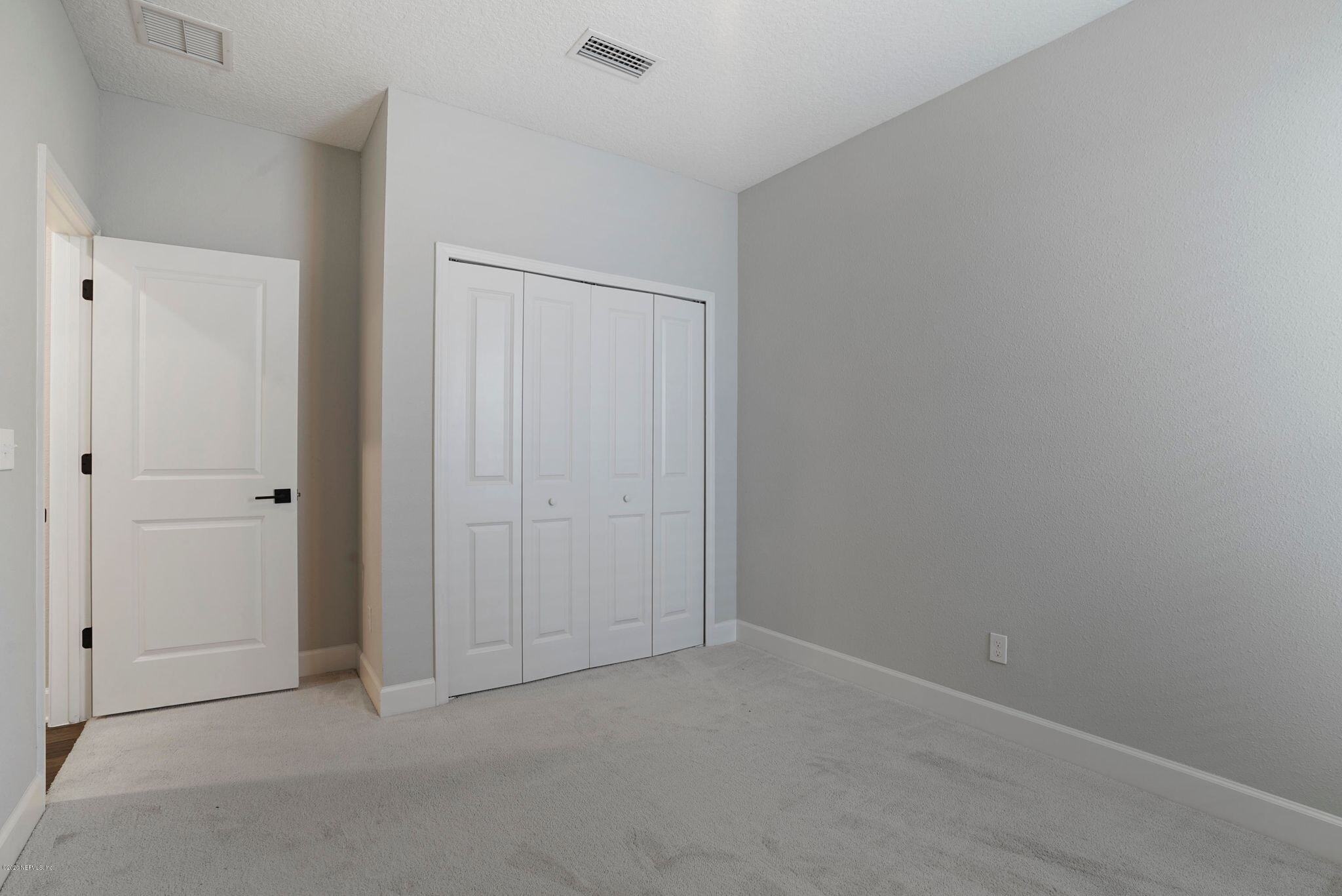 Building Photo - 227 Vista Lake Cir