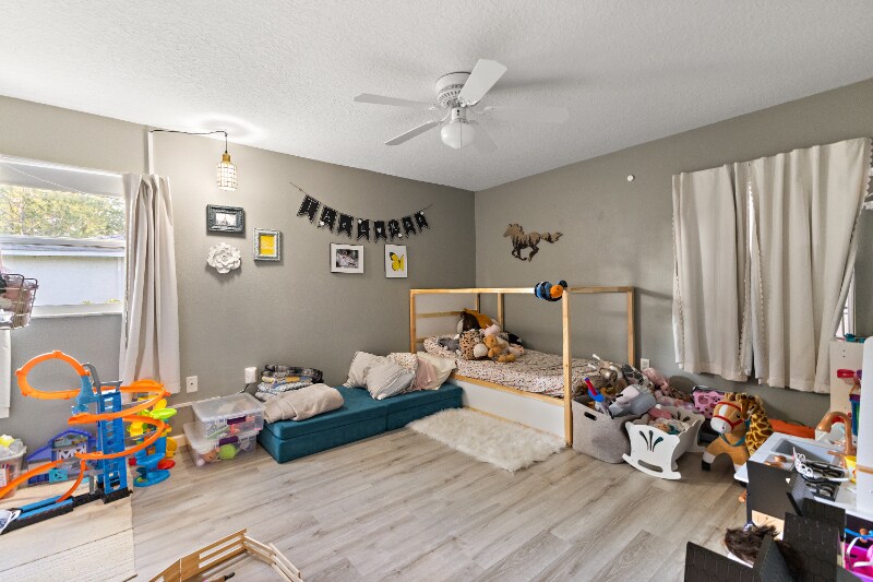 Building Photo - 2989 Poplar Ave