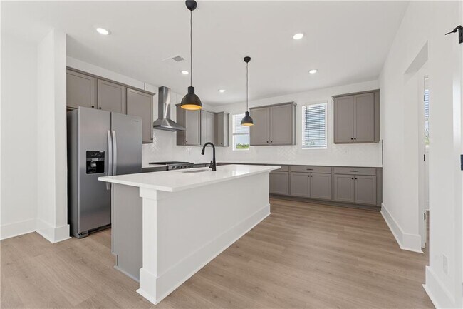 Building Photo - 3571 Overlook Rd NW