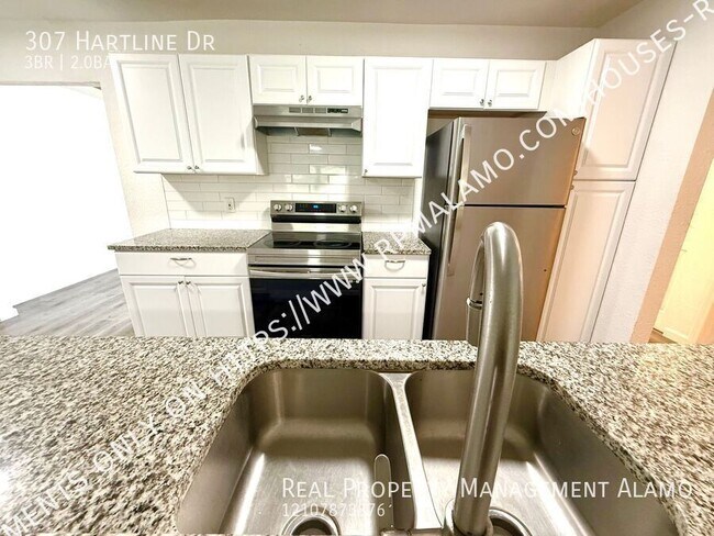 Building Photo - 307 Hartline Dr