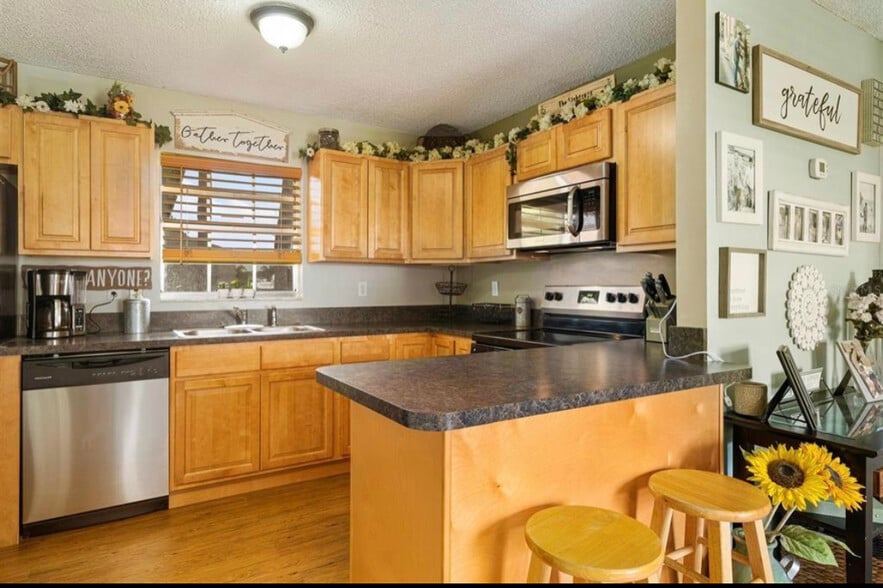 Building Photo - 5103 SE 42nd Trce