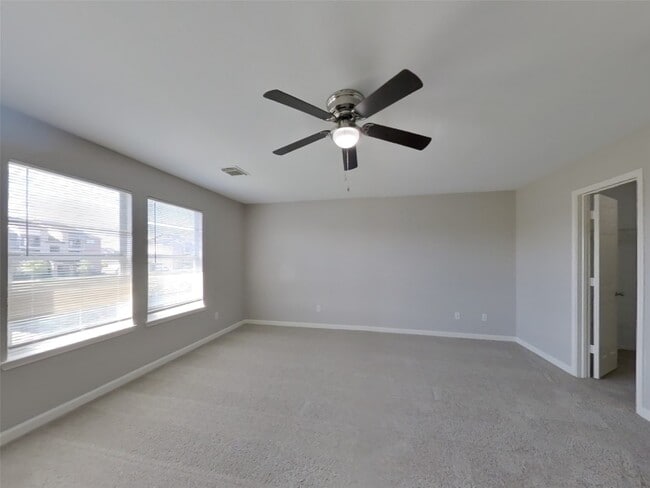 Building Photo - 2642 Skyview Shadows Ct