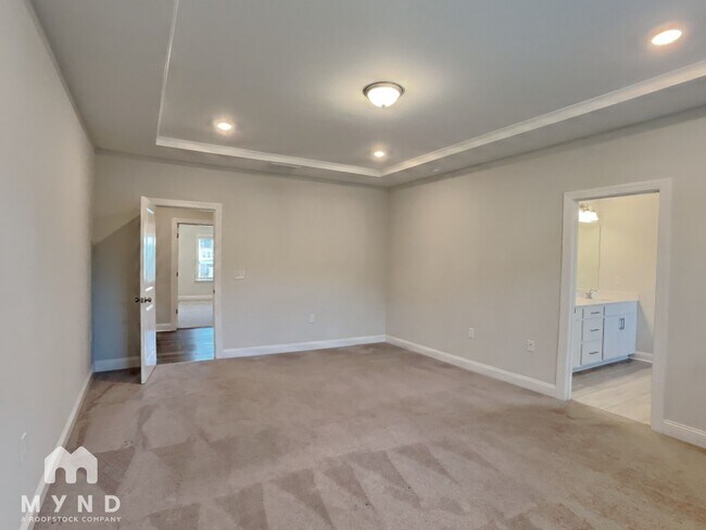 Building Photo - 395 Jorpaul Dr